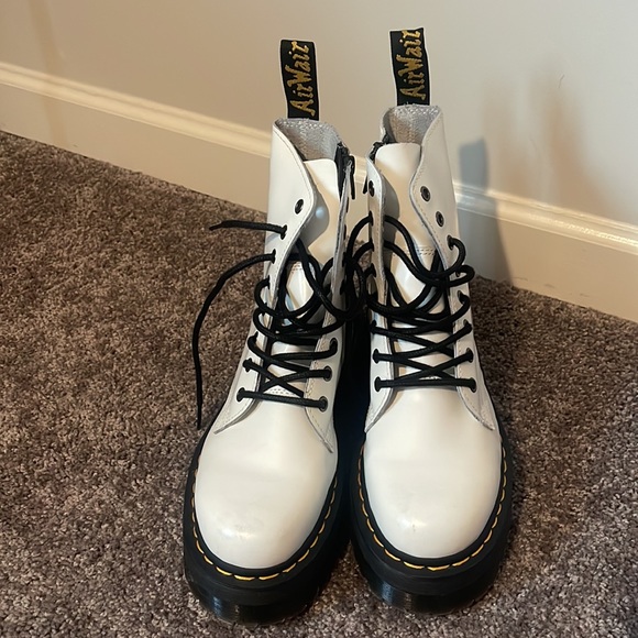 Dr. Martens JADON BOOT SMOOTH LEATHER PLATFORMS - Picture 4 of 9